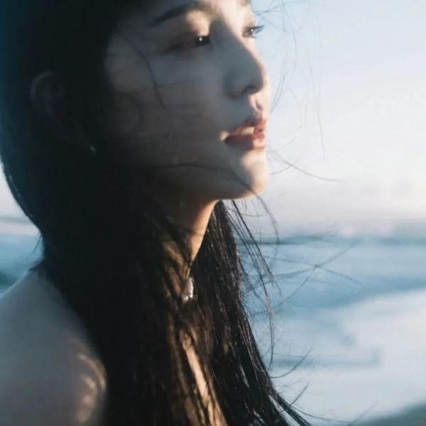 古堡女魔君