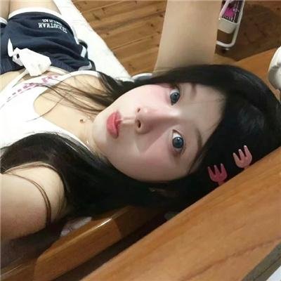 裸体门廊